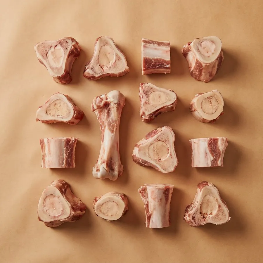 Pork bones (femur / blade)